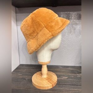 Furry Bucket Hat Golden Brown Camel Vintage Fluffy Cozy Fall Winter